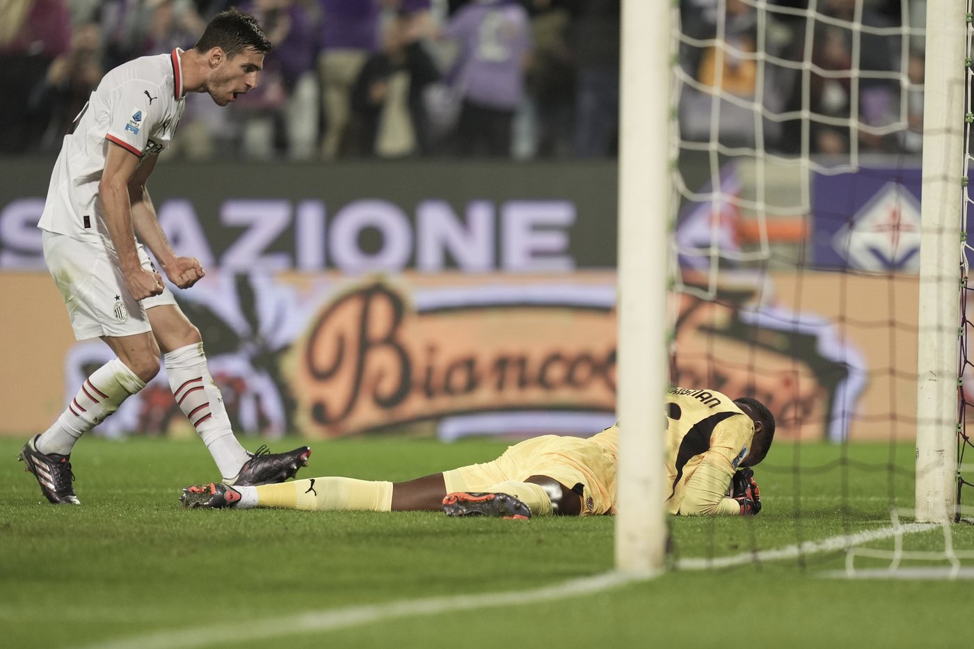 Goalkeepers delight with 3 penalty kicks saved during Fiorentina-AC Milan match | iNFOnews.ca Goalkeepers delight with 3 penalty kicks saved during Fiorentina-AC Milan match | iNFOnews.ca