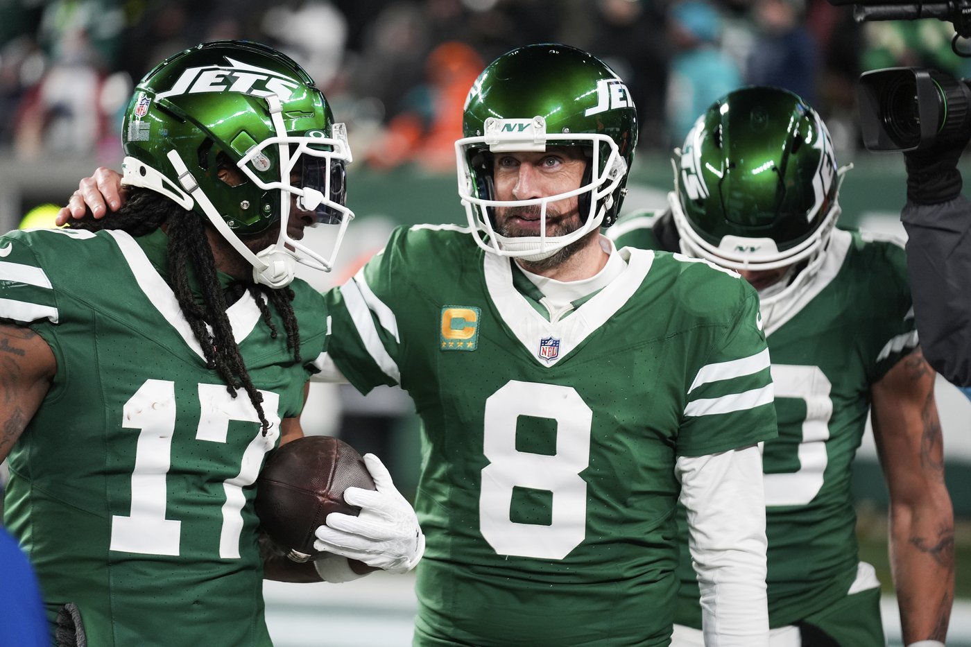 Rodgers' decision looms large this offseason as the Jets search for a new coach and GM | iNFOnews.ca Rodgers' decision looms large this offseason as the Jets search for a new coach and GM | iNFOnews.ca