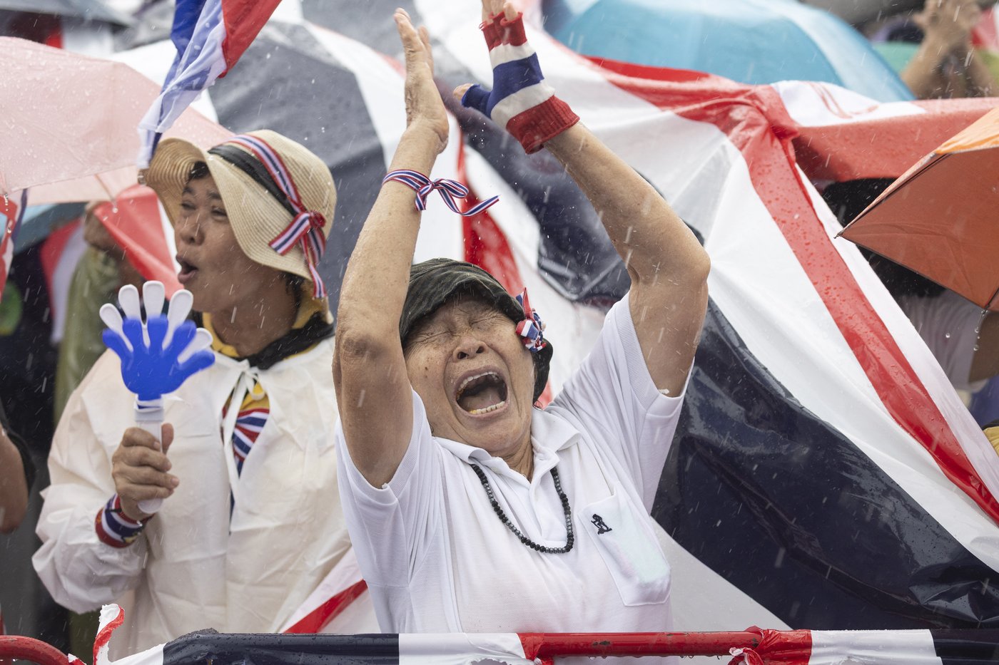 Protesters rally in Bangkok to demand Thai prime minister's resignation over leaked Cambodia call | iNFOnews.ca