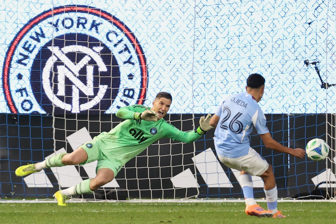 Kristijan Kahlina makes game-winning save in shootout as Charlotte forces Game 3 with NYCFC | iNFOnews.ca Kristijan Kahlina makes game-winning save in shootout as Charlotte forces Game 3 with NYCFC | iNFOnews.ca