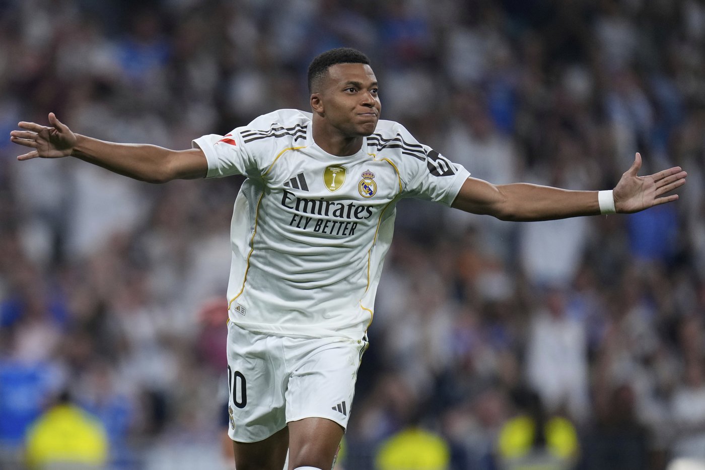 Mbappé converts penalty kick as Real Madrid beats Osasuna 1-0 in Spanish league opener | iNFOnews.ca Mbappé converts penalty kick as Real Madrid beats Osasuna 1-0 in Spanish league opener | iNFOnews.ca