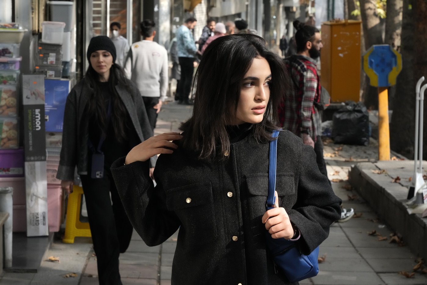 Iran pauses the process to implement a new, stricter headscarf law for women, official says | iNFOnews.ca Iran pauses the process to implement a new, stricter headscarf law for women, official says | iNFOnews.ca