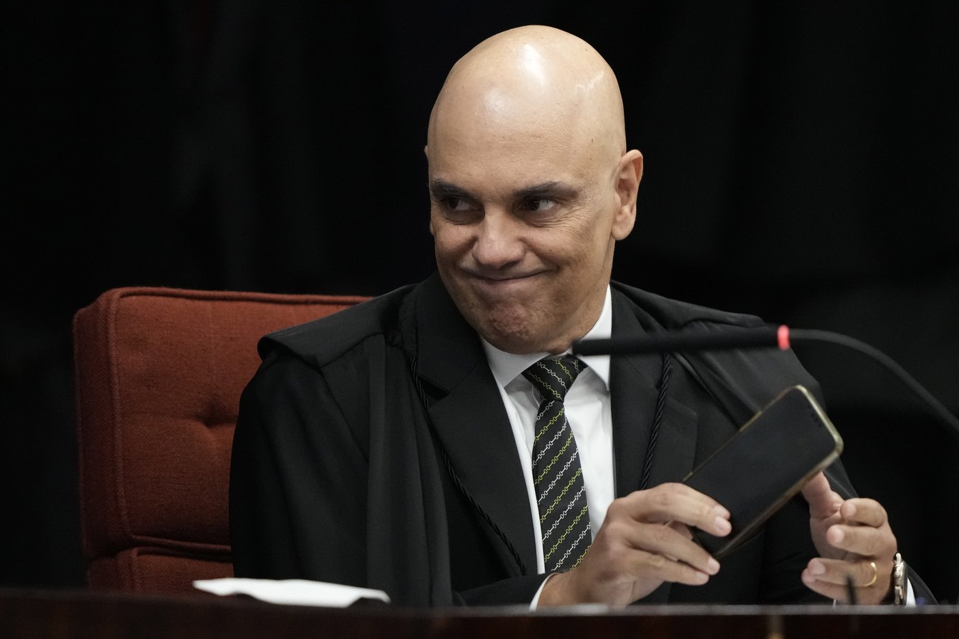Meet 'Big Alex,' the Brazilian judge who led Bolsonaro's trial and challenged Trump and Musk | iNFOnews.ca Meet 'Big Alex,' the Brazilian judge who led Bolsonaro's trial and challenged Trump and Musk | iNFOnews.ca