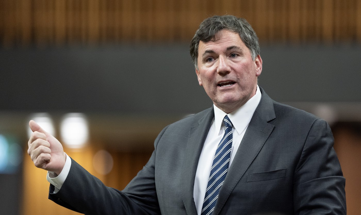 Liberal MPs push Dominic LeBlanc to reconsider running for leadership | iNFOnews.ca Liberal MPs push Dominic LeBlanc to reconsider running for leadership | iNFOnews.ca