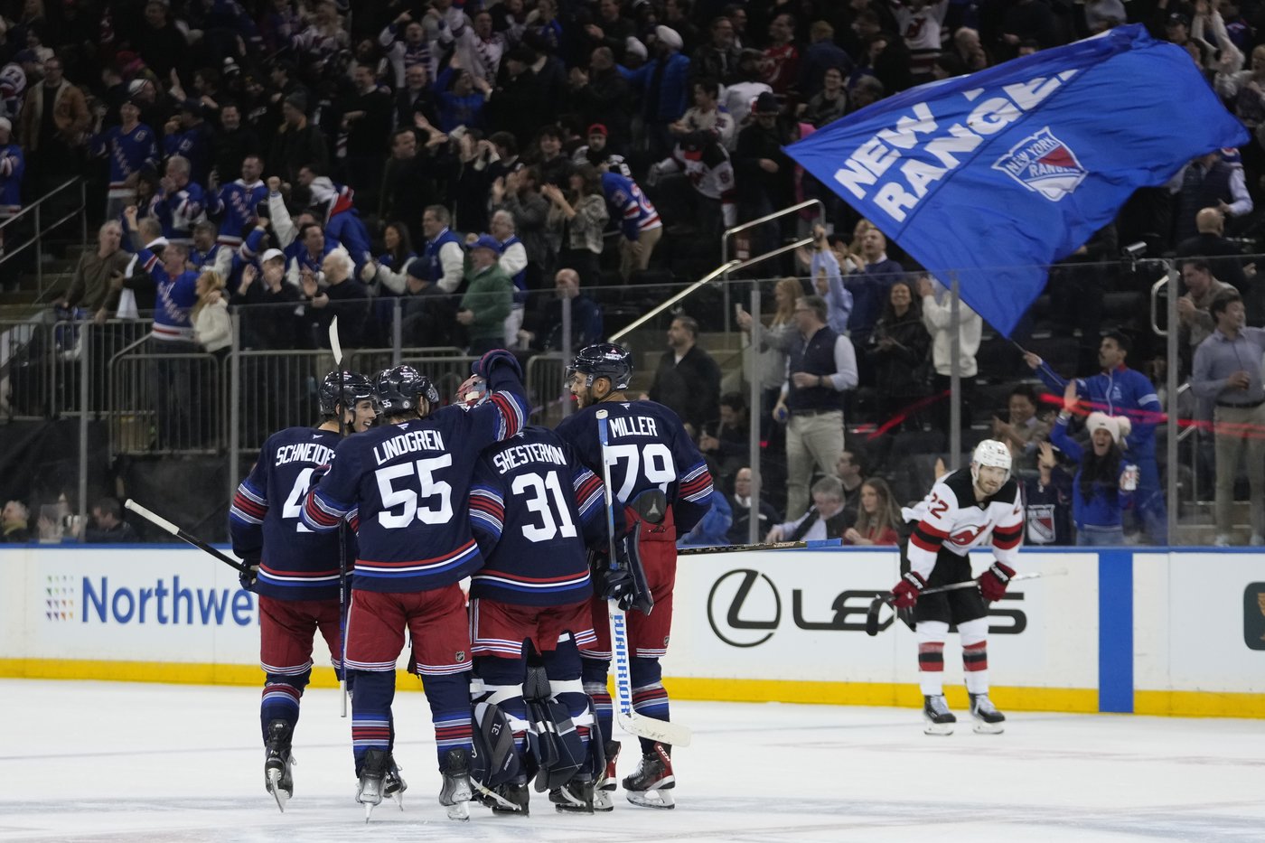 Carrick's overtime goal lifts Rangers past Devils 3-2 | iNFOnews.ca