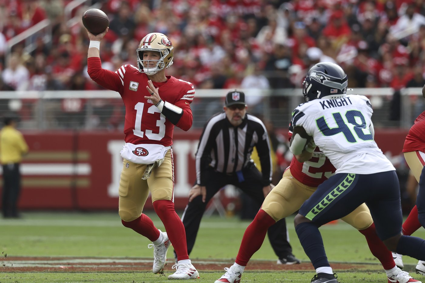 49ers QB Brock Purdy remains severely limited by injury to his throwing shoulder | iNFOnews.ca 49ers QB Brock Purdy remains severely limited by injury to his throwing shoulder | iNFOnews.ca