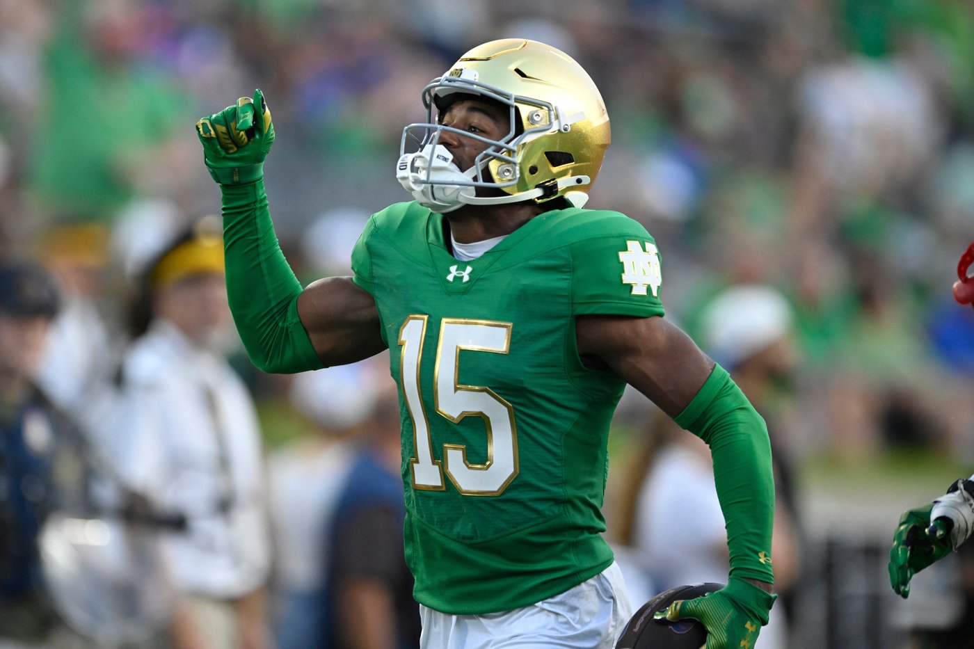Leonard Moore has 2 interceptions and No. 21 Notre Dame beats Boise State 28-7 | iNFOnews.ca Leonard Moore has 2 interceptions and No. 21 Notre Dame beats Boise State 28-7 | iNFOnews.ca