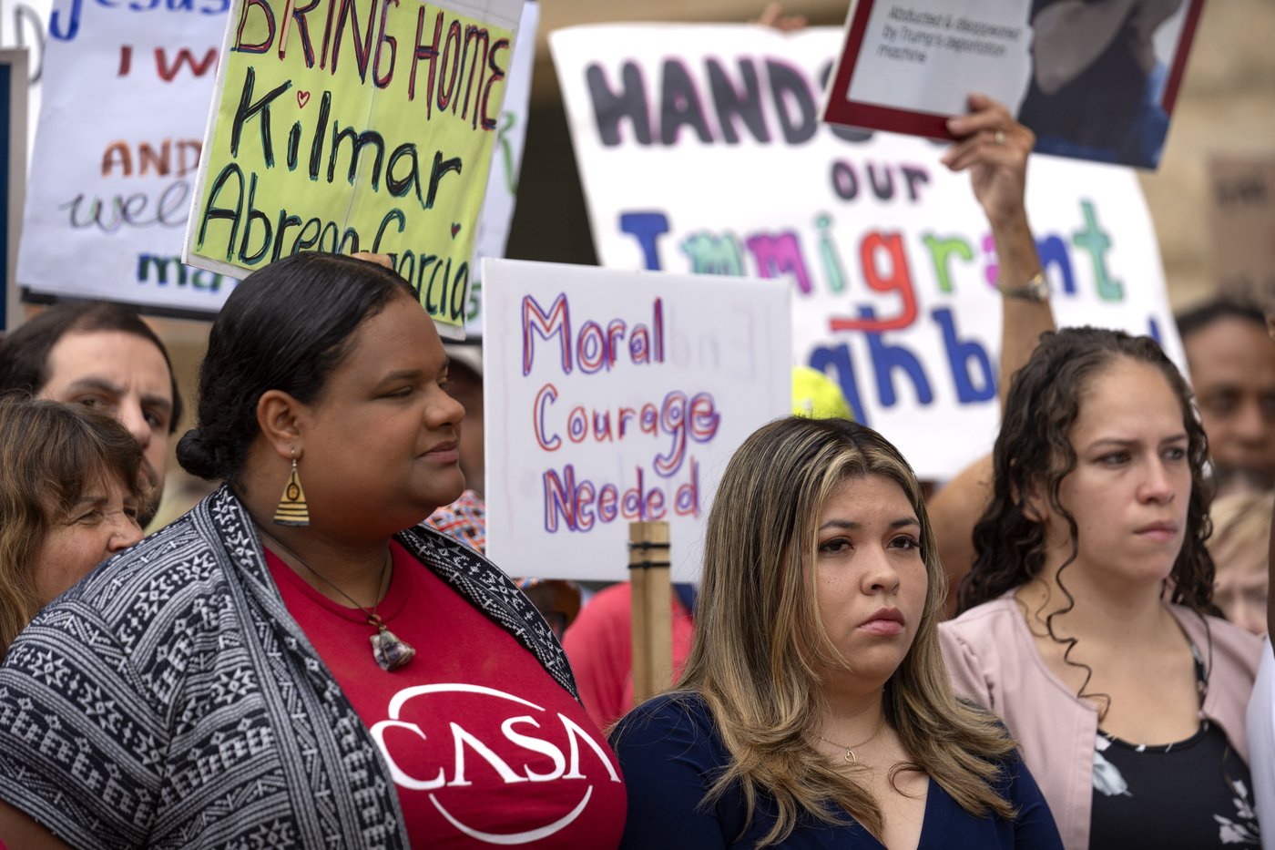 US will try to deport Abrego Garcia before his trial, Justice Department attorney says | iNFOnews.ca