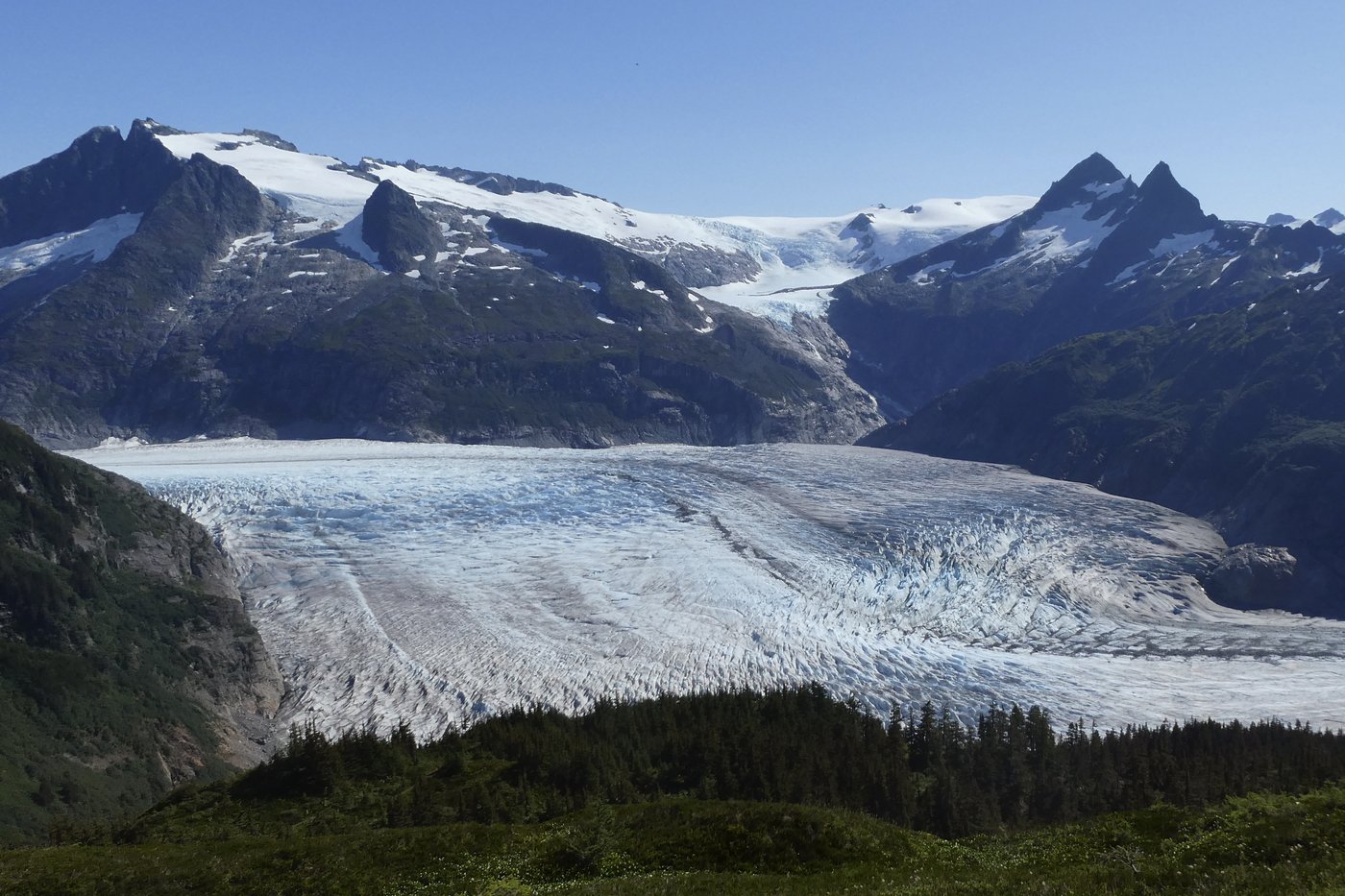 Moderate flooding is expected from a glacial dam outburst in Alaska's capital city | iNFOnews.ca