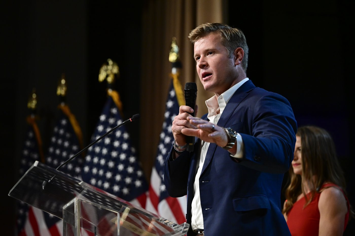 Republican Tim Sheehy defeats 3-term incumbent to flip Montana US Senate seat | iNFOnews.ca Republican Tim Sheehy defeats 3-term incumbent to flip Montana US Senate seat | iNFOnews.ca