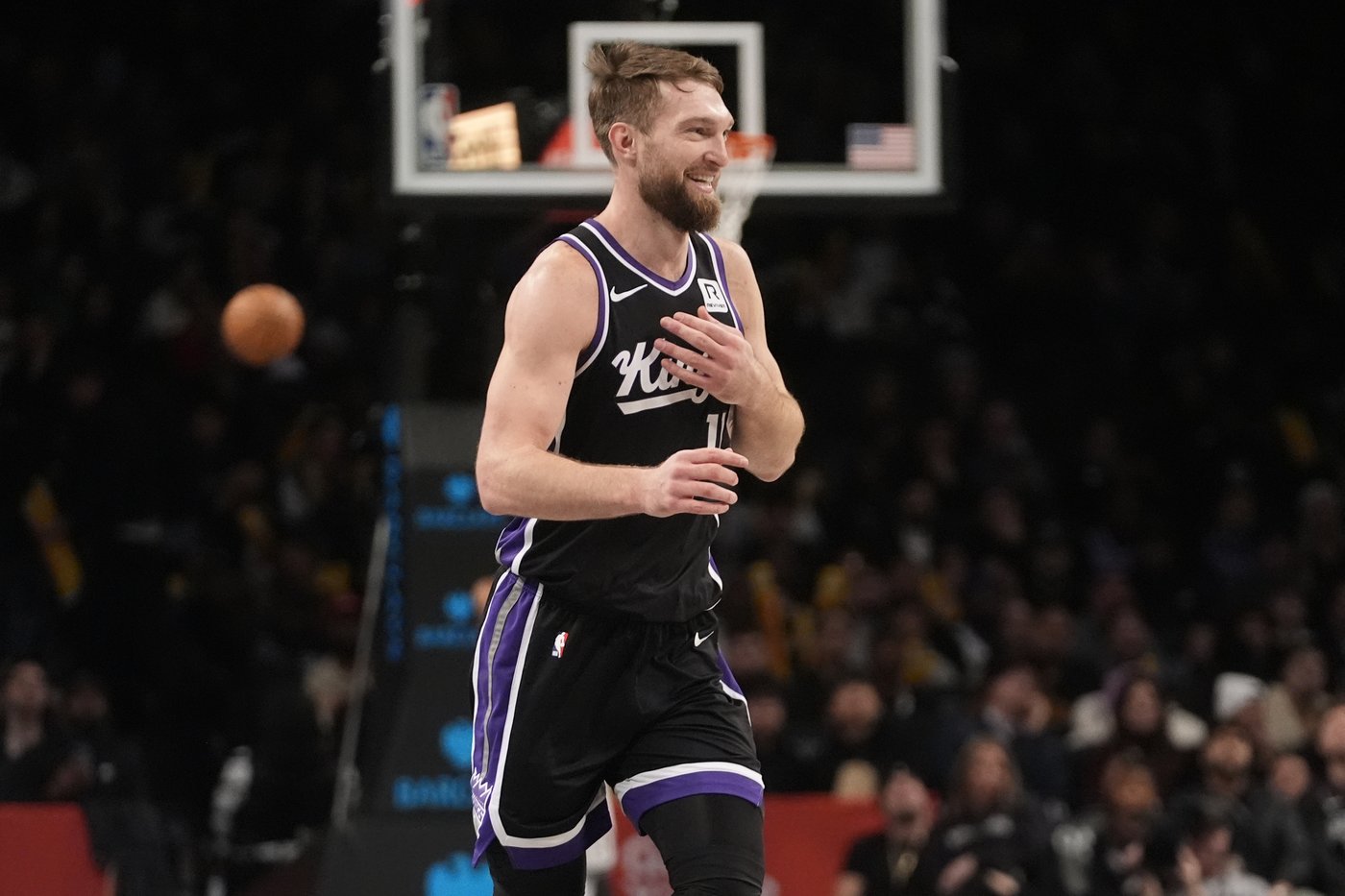 Sabonis grabs 22 rebounds in another triple-double as Kings beat Nets 110-96 | iNFOnews.ca