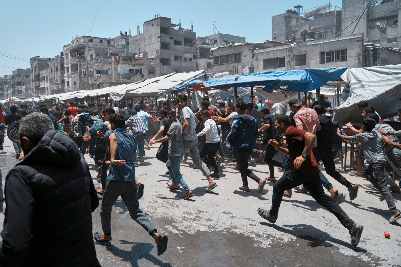 31 Palestinians are killed heading to a Gaza aid site, witnesses say. Israel denies responsibility | iNFOnews.ca 31 Palestinians are killed heading to a Gaza aid site, witnesses say. Israel denies responsibility | iNFOnews.ca