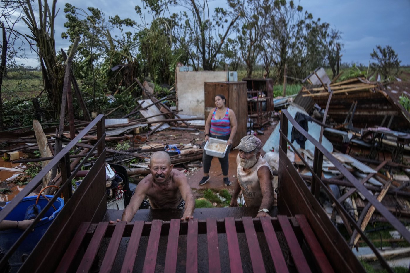 Hurricane Rafael swirls over Gulf of Mexico after ripping through Cuba | iNFOnews.ca Hurricane Rafael swirls over Gulf of Mexico after ripping through Cuba | iNFOnews.ca