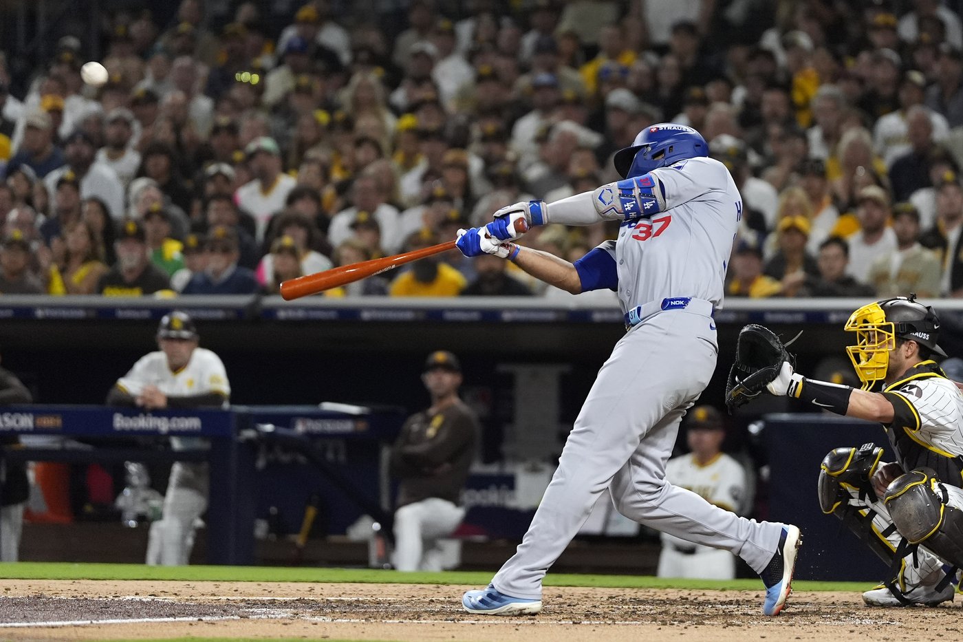 Tatis homers again as the Padres beat the Dodgers 6-5 for a 2-1 NLDS lead | iNFOnews.ca Tatis homers again as the Padres beat the Dodgers 6-5 for a 2-1 NLDS lead | iNFOnews.ca