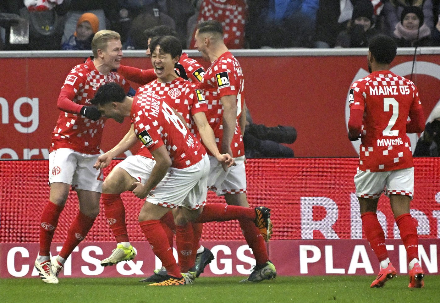 Marmoush scores two and Eintracht Frankfurt wins 4-0 at Heidenheim to close gap on Bayern | iNFOnews.ca Marmoush scores two and Eintracht Frankfurt wins 4-0 at Heidenheim to close gap on Bayern | iNFOnews.ca