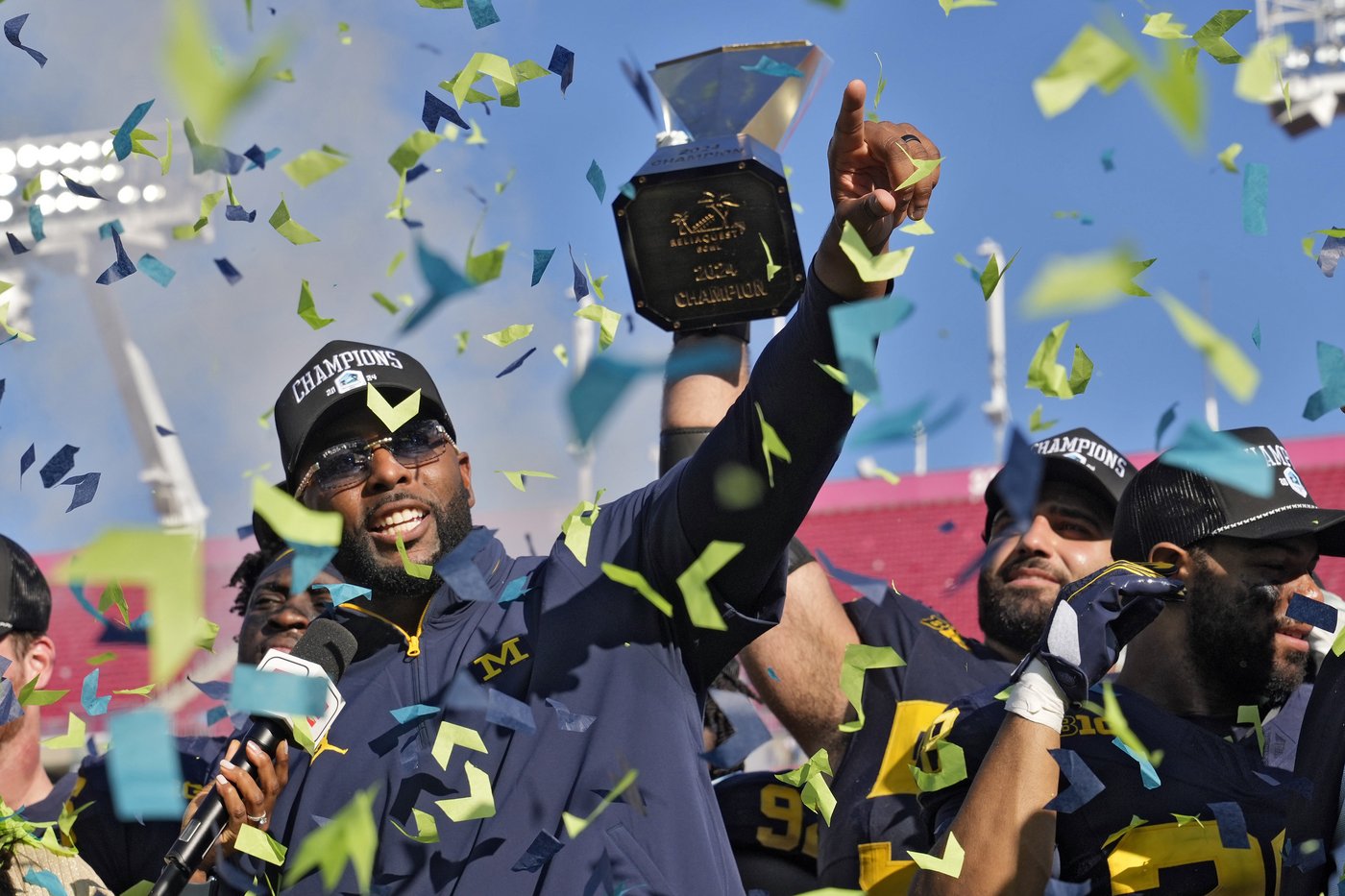 Michigan defense pressures Milroe all day, Wolverines beat No. 11 Alabama 19-13 in ReliaQuest Bowl | iNFOnews.ca Michigan defense pressures Milroe all day, Wolverines beat No. 11 Alabama 19-13 in ReliaQuest Bowl | iNFOnews.ca
