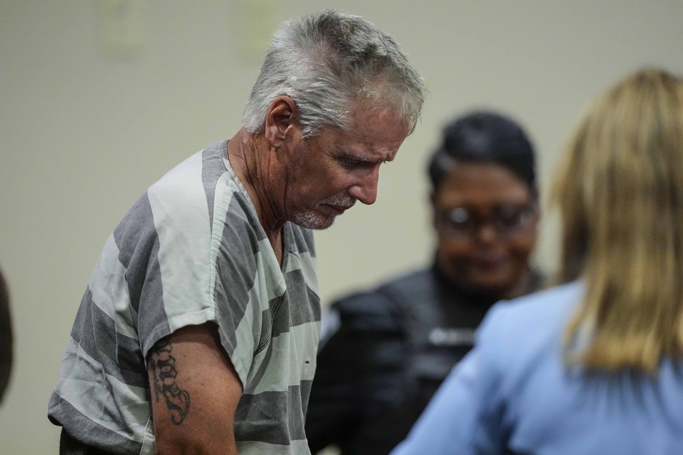 Father of teen accused in Georgia school shooting pleads not guilty to charges against him | iNFOnews.ca Father of teen accused in Georgia school shooting pleads not guilty to charges against him | iNFOnews.ca