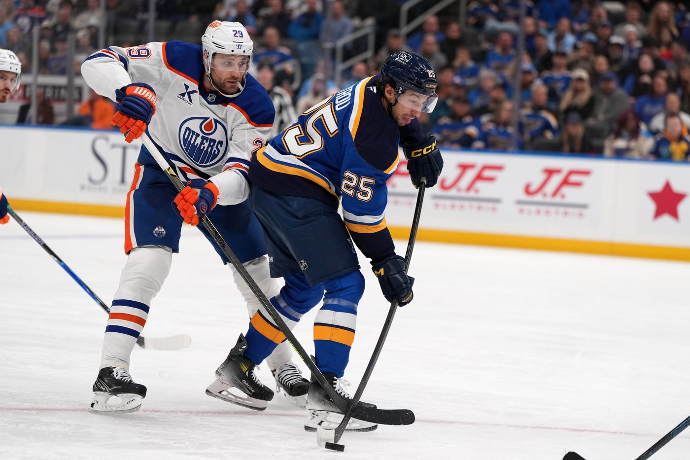 Blues forward Jordan Kyrou a healthy scratch against Sabres for the 1st time in his career | iNFOnews.ca Blues forward Jordan Kyrou a healthy scratch against Sabres for the 1st time in his career | iNFOnews.ca