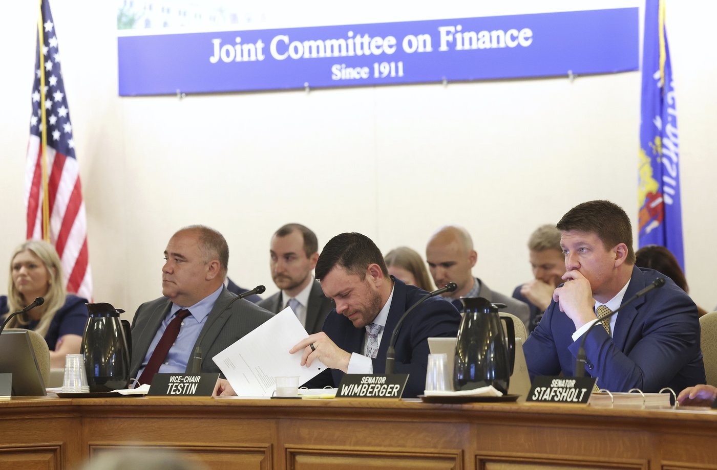 Wisconsin Senate passes state budget in rush to help hospitals | iNFOnews.ca Wisconsin Senate passes state budget in rush to help hospitals | iNFOnews.ca