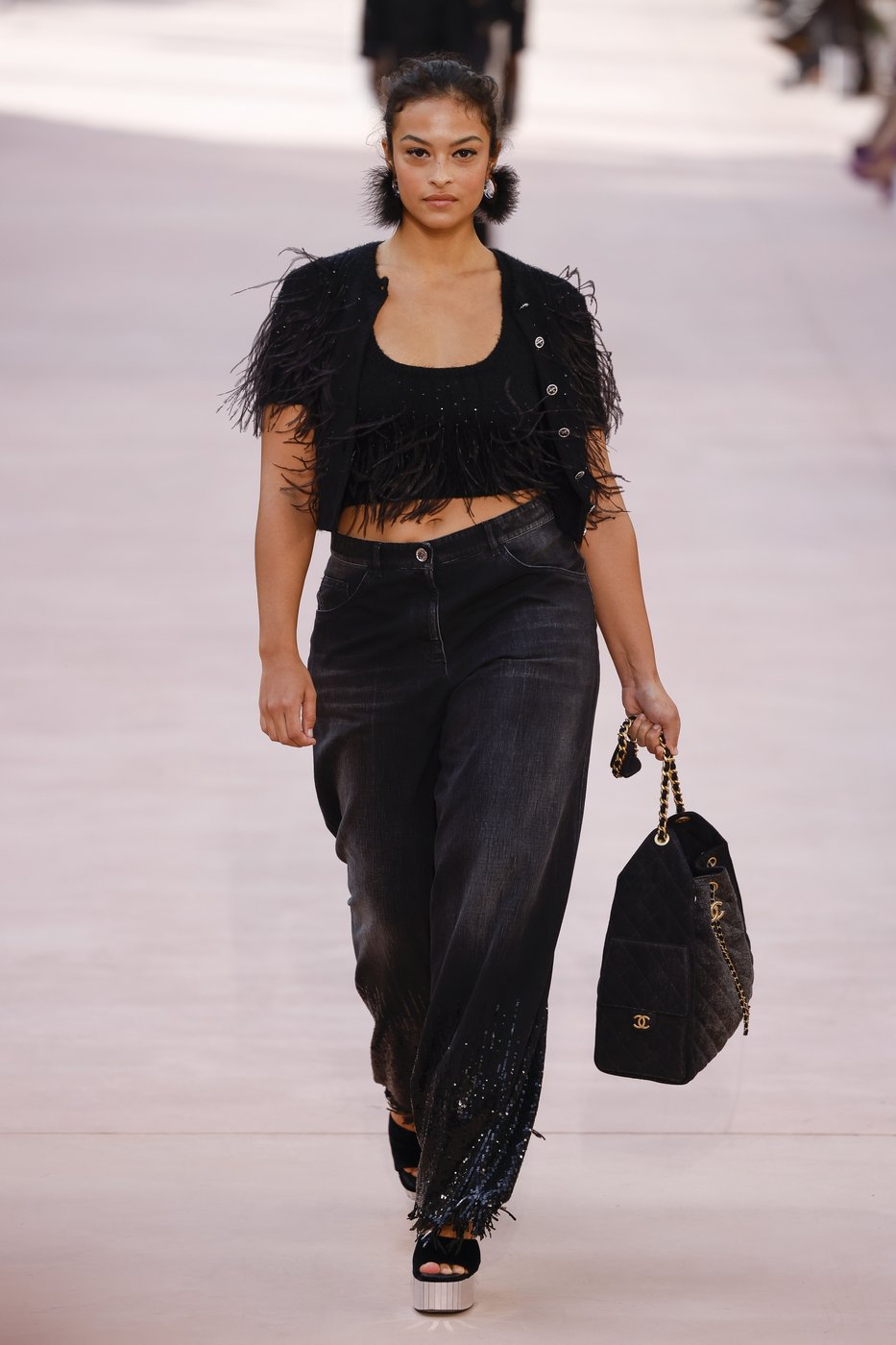 Chanel show wrestles with designer void as actor Lupita Nyong'o talks diversity in fashion | iNFOnews.ca Chanel show wrestles with designer void as actor Lupita Nyong'o talks diversity in fashion | iNFOnews.ca