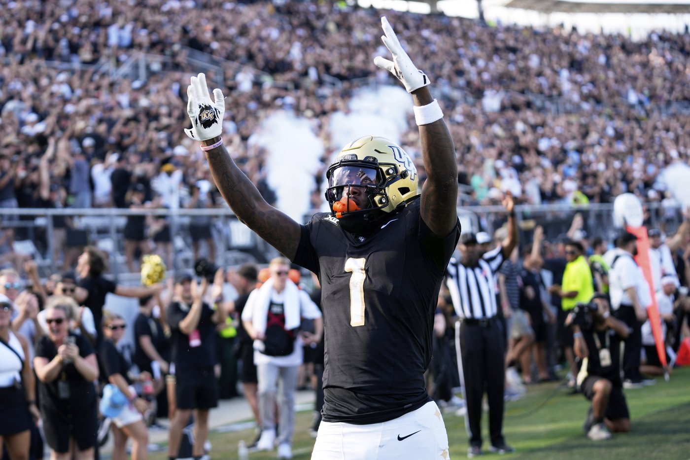 Jackson, UCF power past North Carolina, 34-9 | iNFOnews.ca Jackson, UCF power past North Carolina, 34-9 | iNFOnews.ca