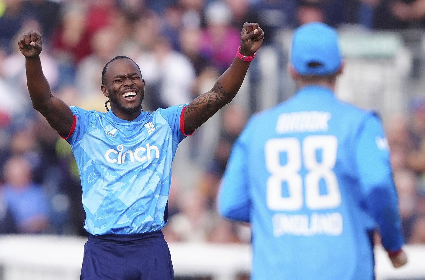 Brook hits century as England keeps ODI series alive by ending Australia's 14-match winning run | iNFOnews.ca Brook hits century as England keeps ODI series alive by ending Australia's 14-match winning run | iNFOnews.ca