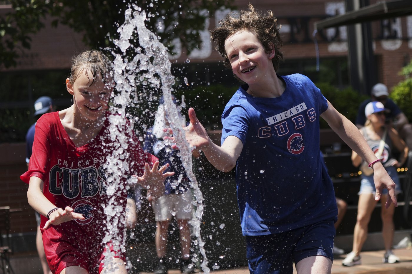 Eastern half of US sweltering again, with dangerous heat wave expected to last until midweek | iNFOnews.ca Eastern half of US sweltering again, with dangerous heat wave expected to last until midweek | iNFOnews.ca