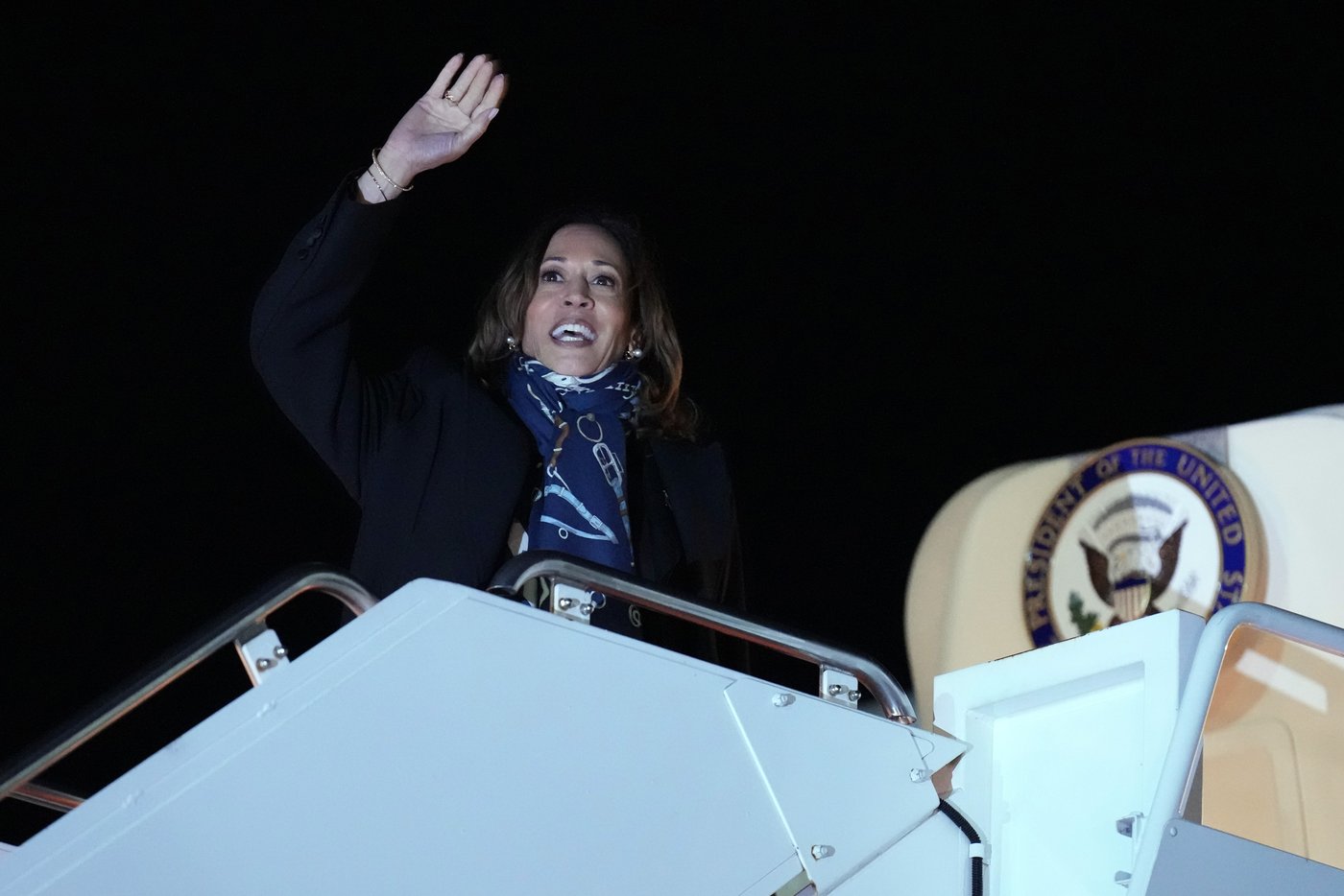 The Latest: Harris and Trump push to energize key voting blocs their allies worry are slipping away | iNFOnews.ca The Latest: Harris and Trump push to energize key voting blocs their allies worry are slipping away | iNFOnews.ca