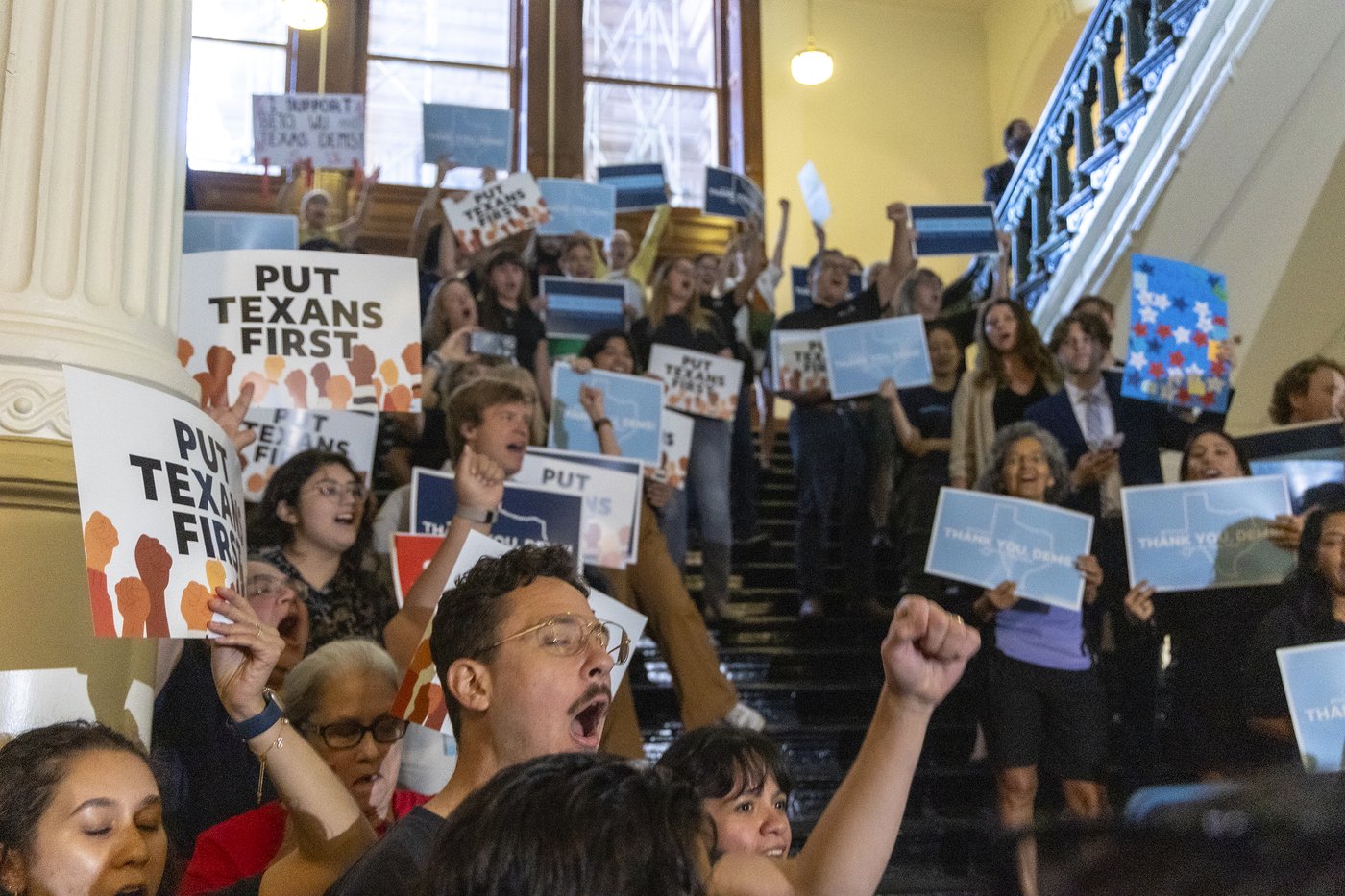 Democrats get police escorts to prevent a new redistricting walkout as California moves to retaliate | iNFOnews.ca Democrats get police escorts to prevent a new redistricting walkout as California moves to retaliate | iNFOnews.ca