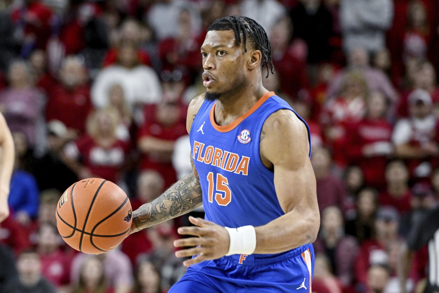 No. 8 Florida follows victory over top-ranked Tennessee with a 71-63 win over Arkansas | iNFOnews.ca No. 8 Florida follows victory over top-ranked Tennessee with a 71-63 win over Arkansas | iNFOnews.ca