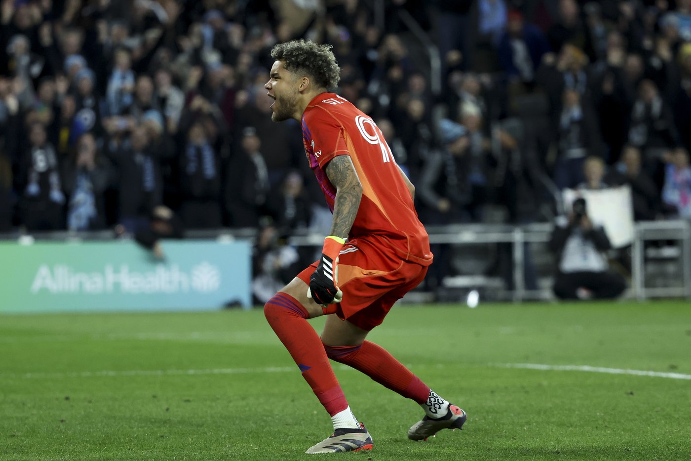 Dayne St. Clair stellar in shootout as Minnesota United completes 1st-round sweep of Real Salt Lake | iNFOnews.ca