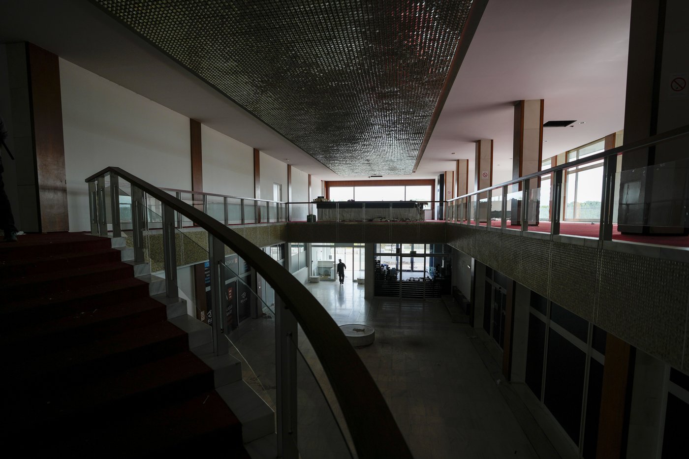 Belgrade's landmark Hotel Yugoslavia faces likely demolition, with many opposed | iNFOnews.ca Belgrade's landmark Hotel Yugoslavia faces likely demolition, with many opposed | iNFOnews.ca
