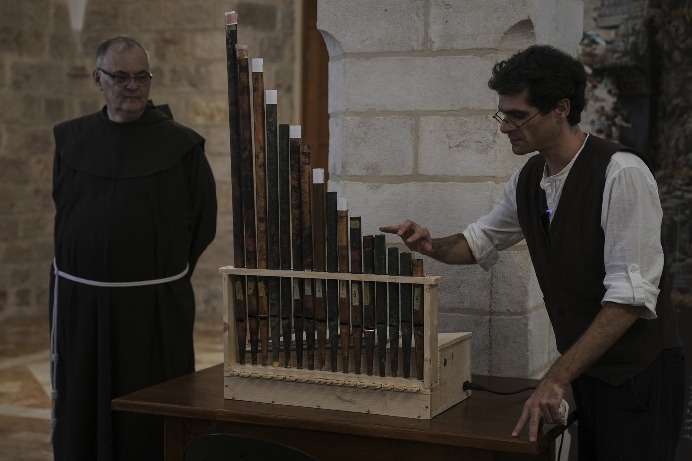 The oldest pipe organ in the Christian world sounds after 800 years of silence | iNFOnews.ca