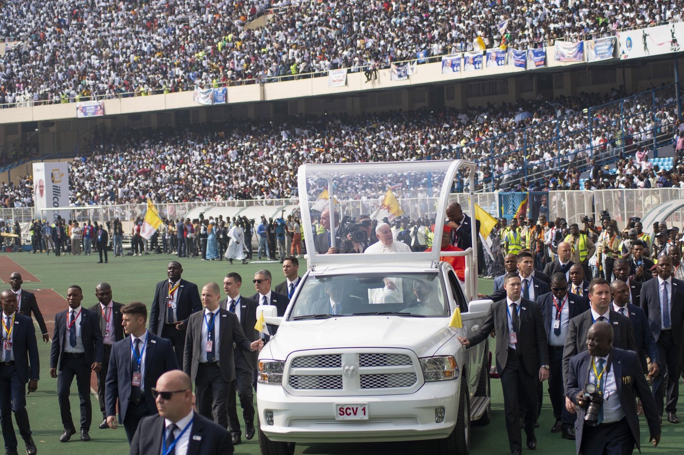 Pope Francis donated a popemobile to serve as a mobile health unit for Gaza children | iNFOnews.ca