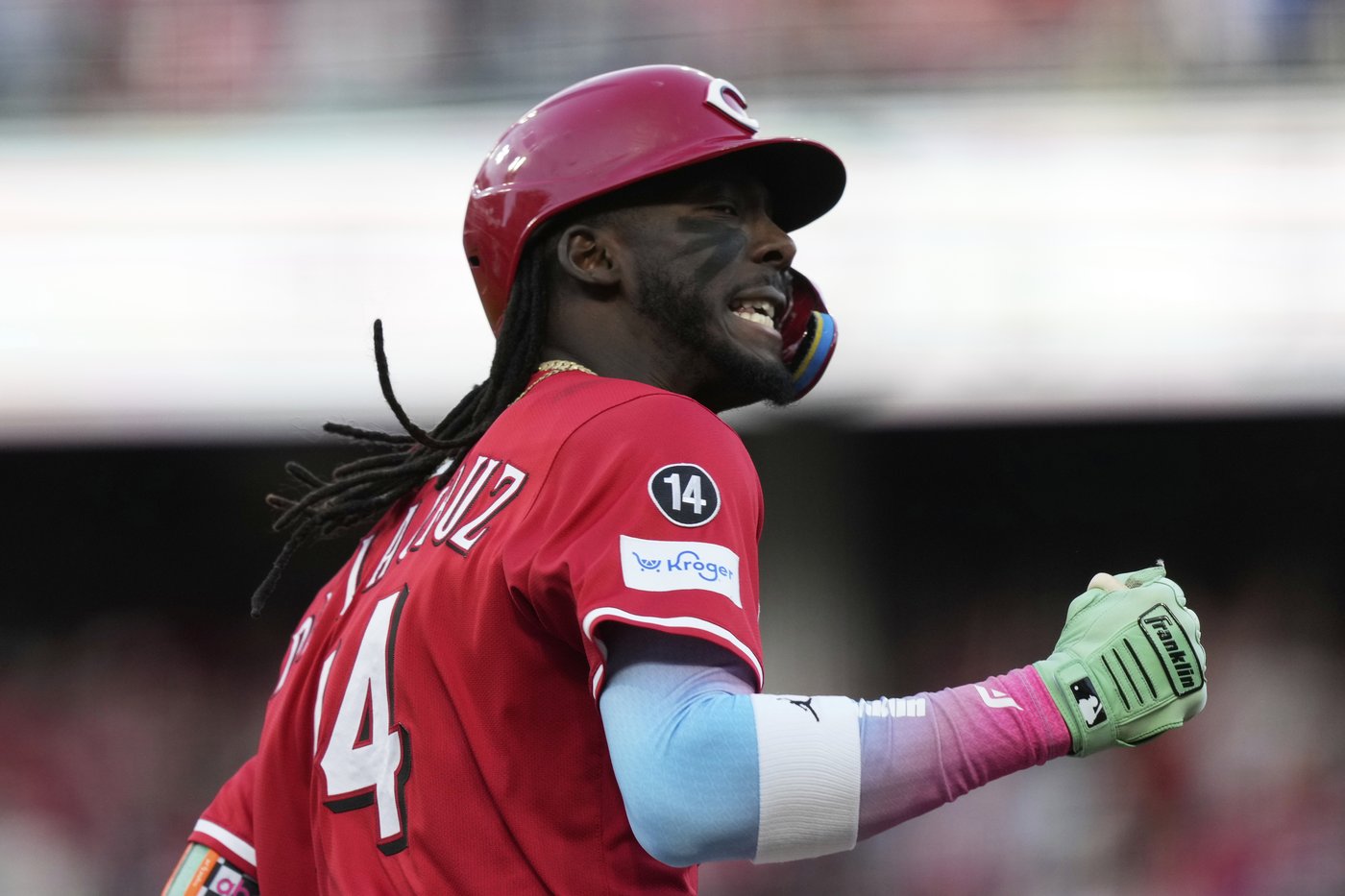 Elly De La Cruz hits a grand slam to power Reds past Pirates 5-2 | iNFOnews.ca