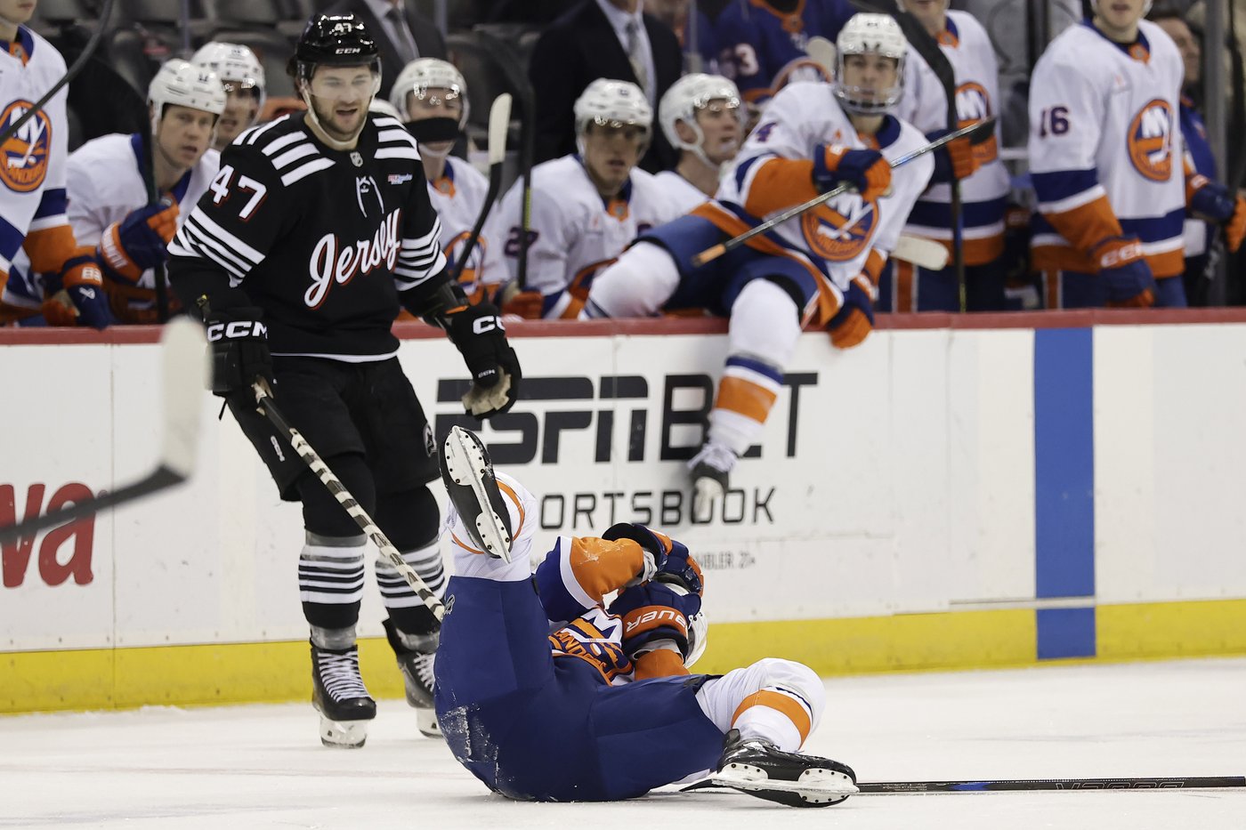 Devils' Paul Cotter suspended for the final 2 regular-season games for illegal check to the head | iNFOnews.ca