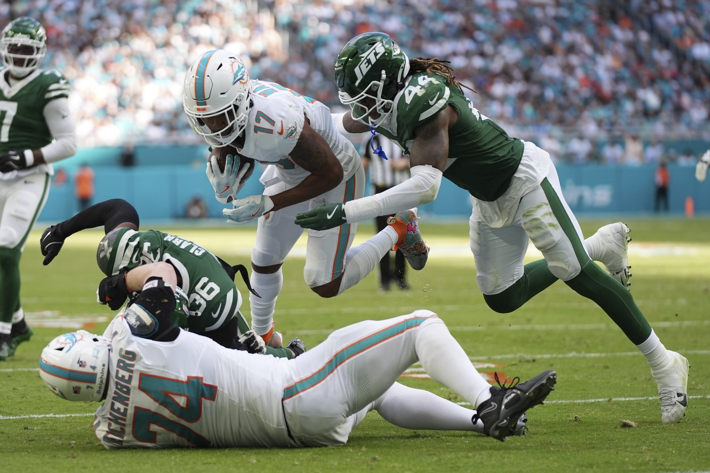 Jets still struggling to secure wins and stop blowing late leads in another playoff-less season | iNFOnews.ca Jets still struggling to secure wins and stop blowing late leads in another playoff-less season | iNFOnews.ca