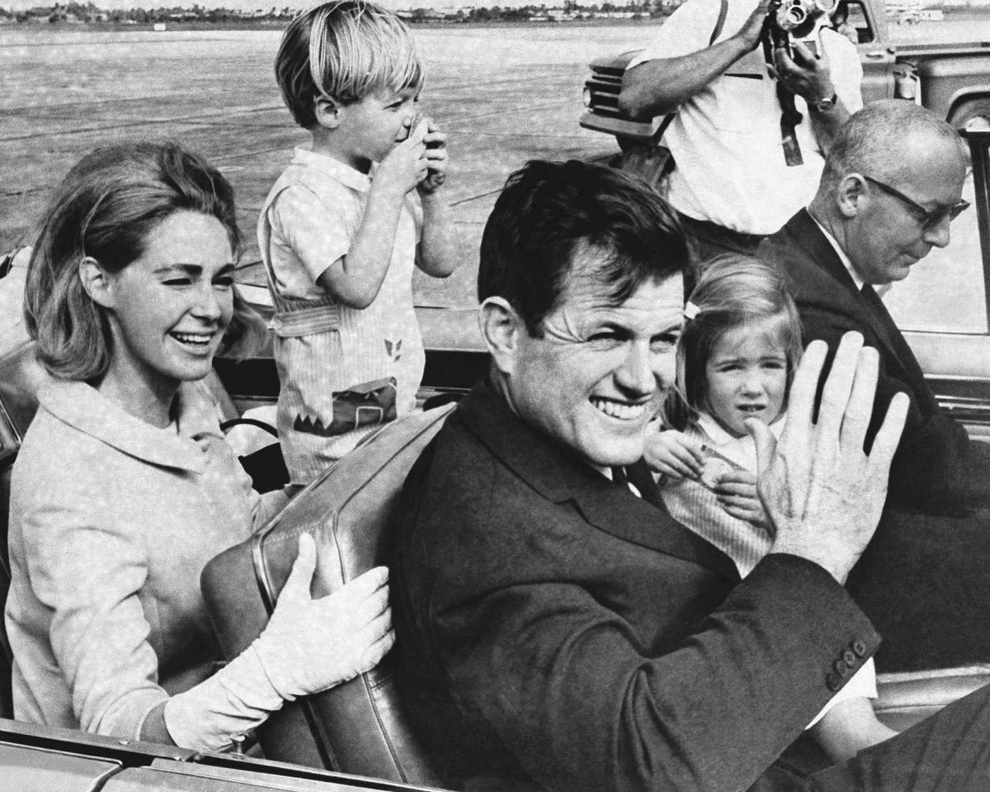 Joan Kennedy, first wife of Sen. Edward Kennedy, has died | iNFOnews.ca Joan Kennedy, first wife of Sen. Edward Kennedy, has died | iNFOnews.ca