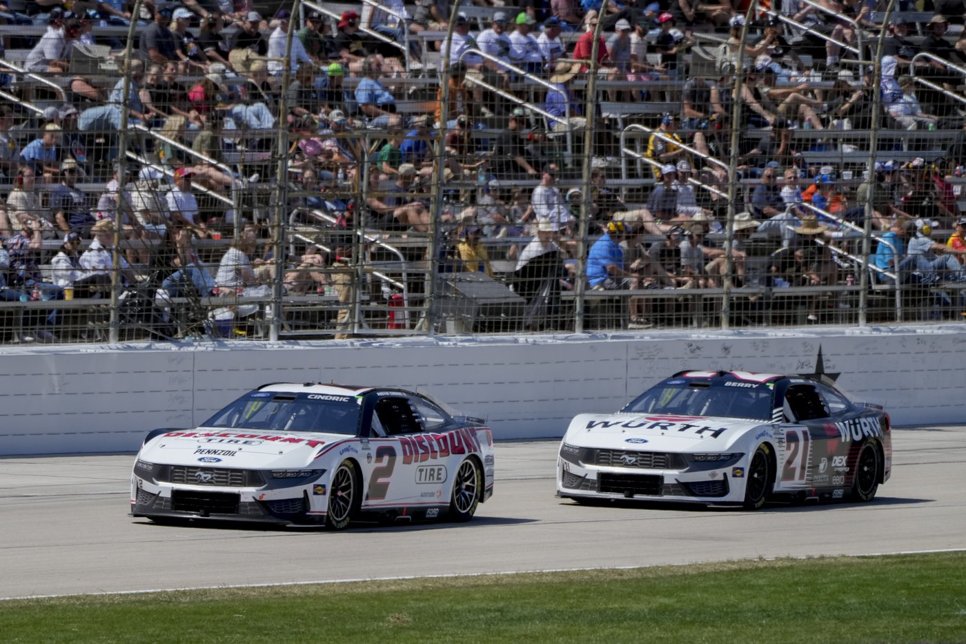 This win by Joey Logano flips the script and reduces the pressure for Team Penske | iNFOnews.ca This win by Joey Logano flips the script and reduces the pressure for Team Penske | iNFOnews.ca