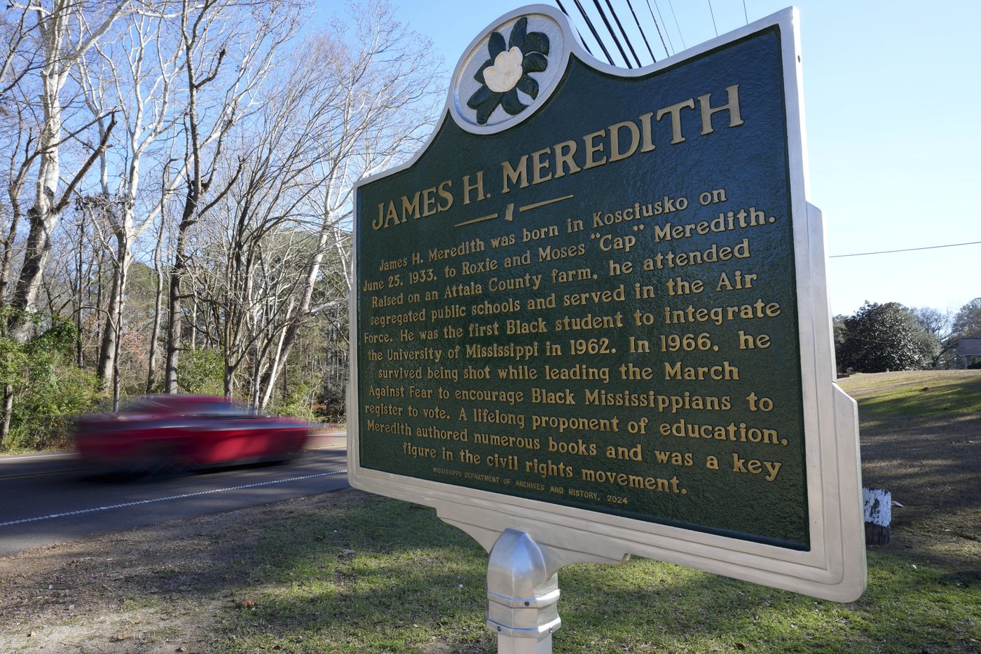 Civil rights icon James Meredith is honored in his Mississippi hometown | iNFOnews.ca