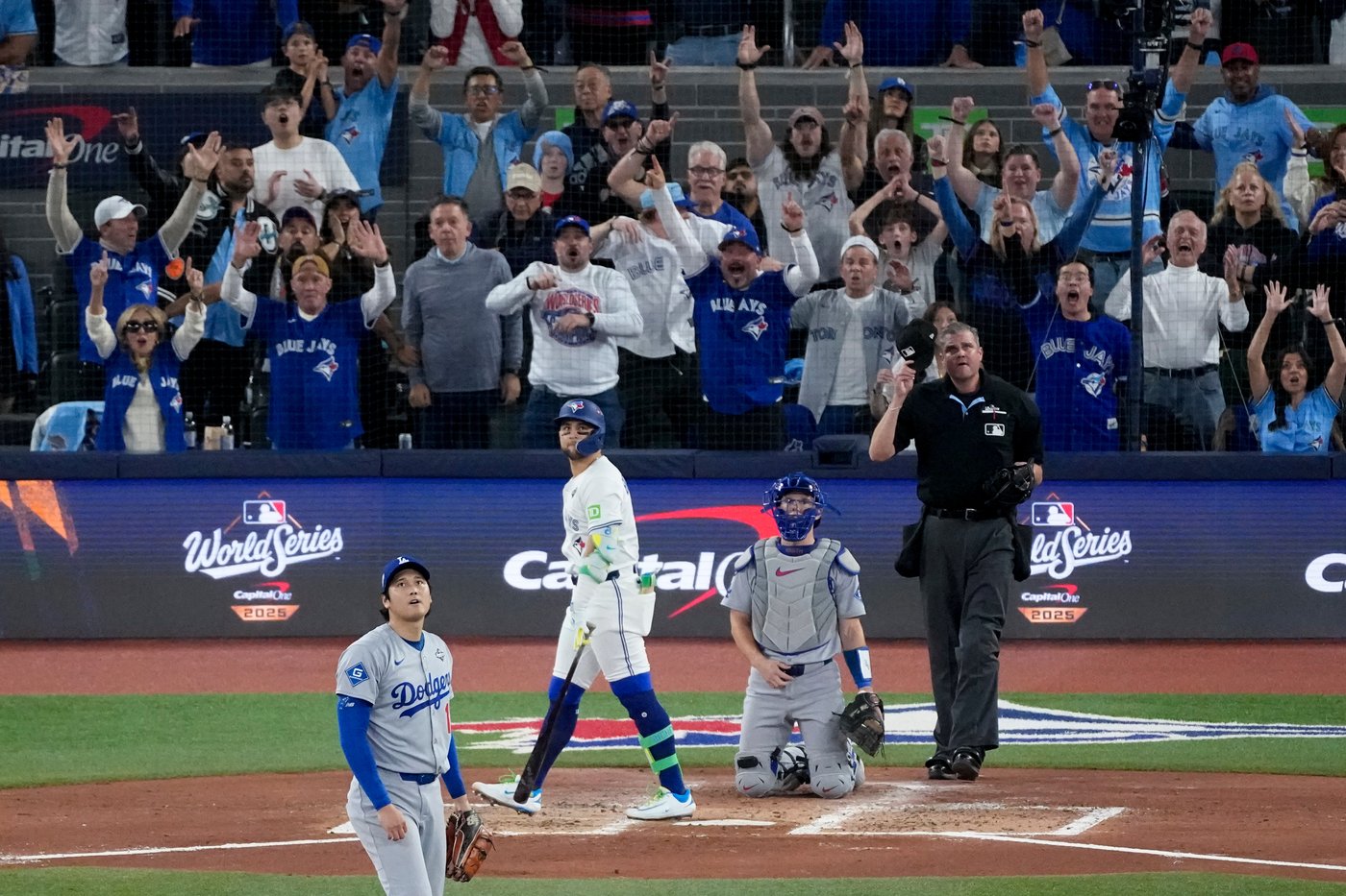Key moments from the Dodgers' wild World Series Game 7 win over the Blue Jays | iNFOnews.ca