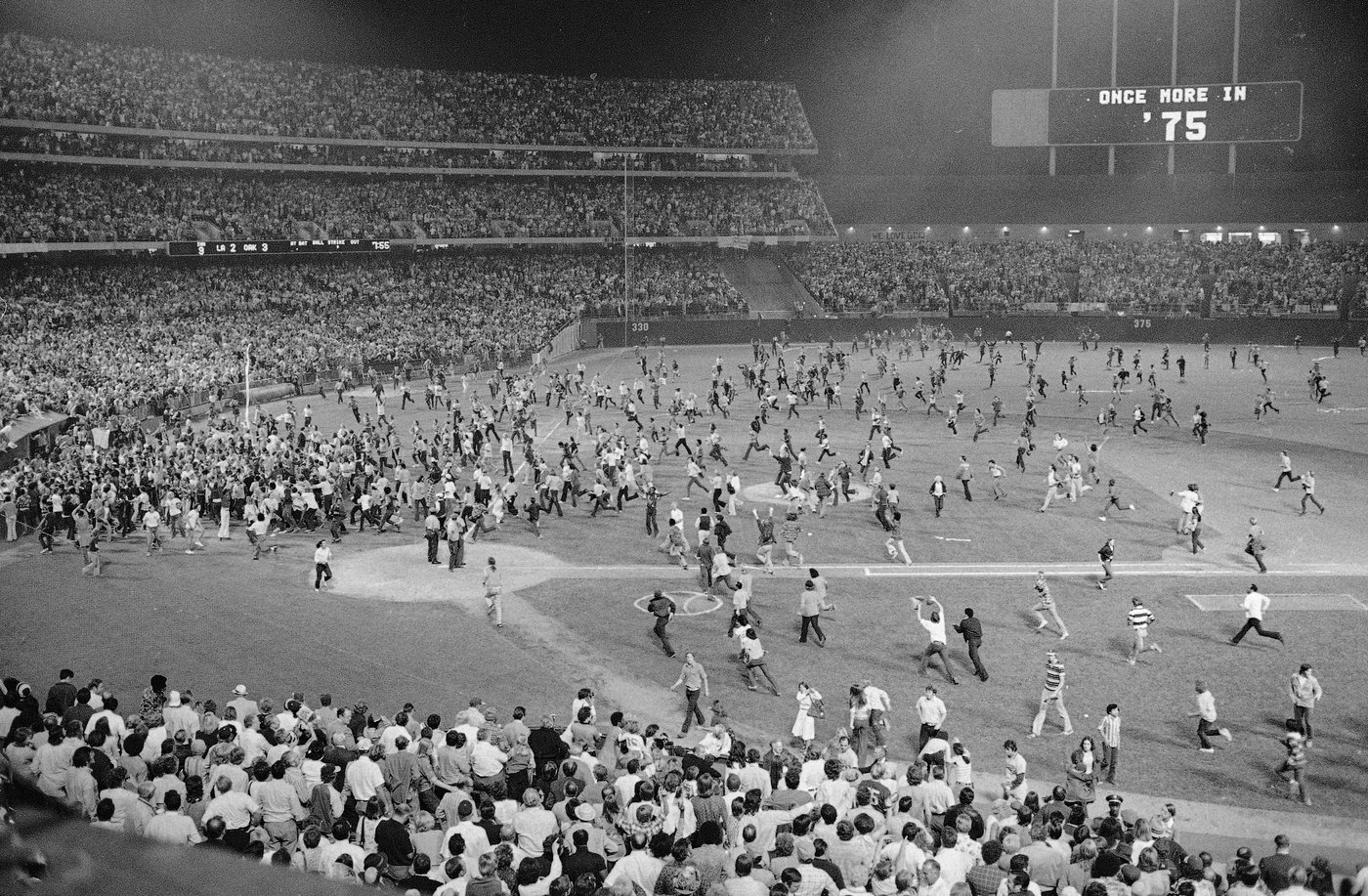 As an era ends, the city that was home to the Oakland A's comes to grips with their departure | iNFOnews.ca