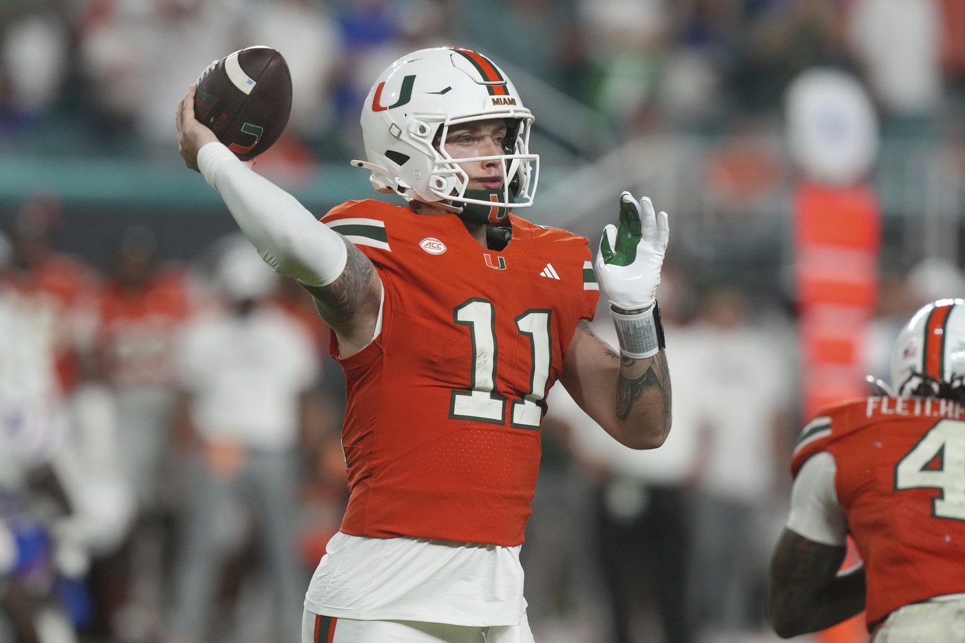 Live updates: AP Top 25 rankings are in, with Miami jumping into the No. 2 college football slot | iNFOnews.ca