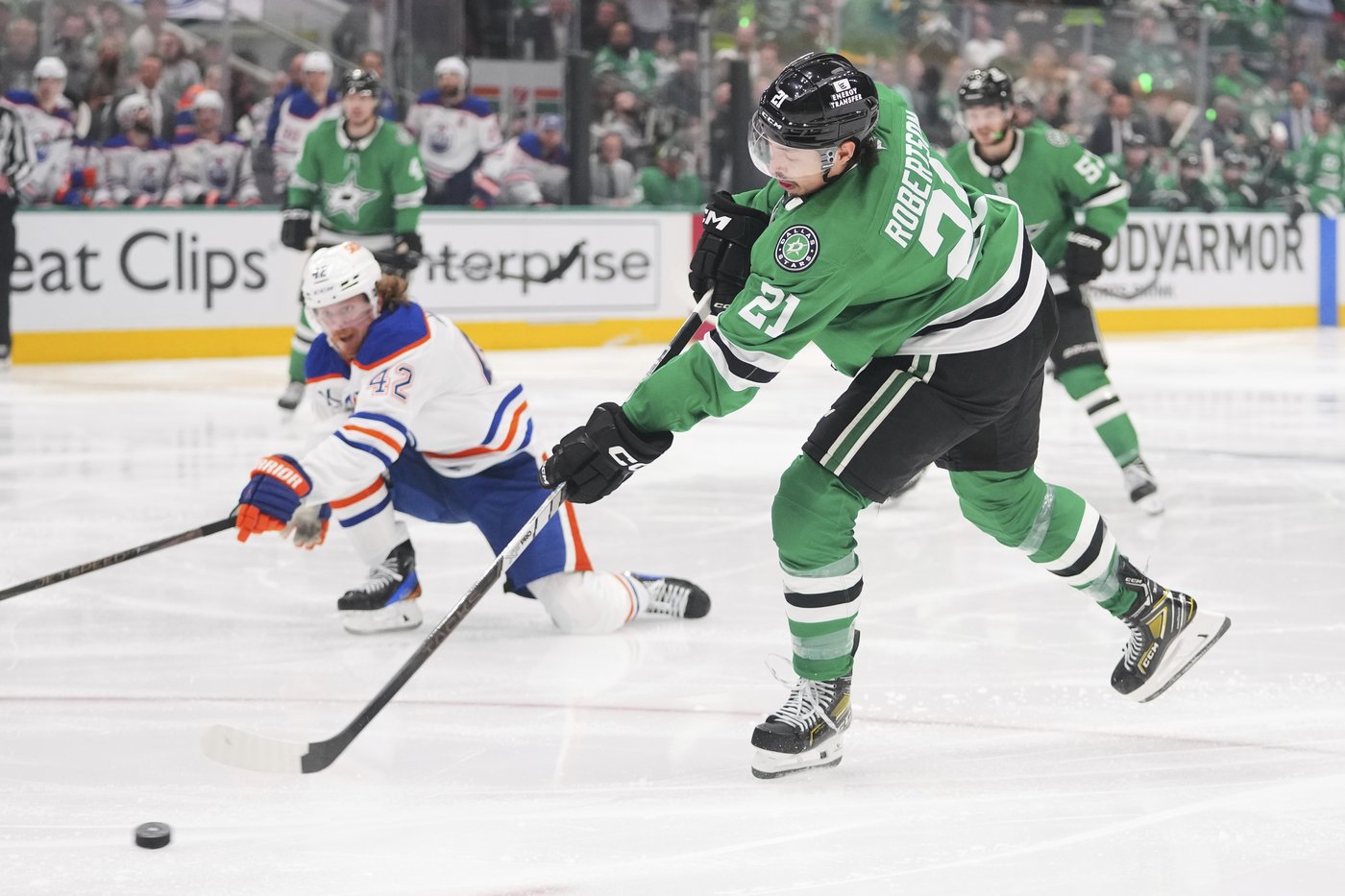 McDavid and Oilers going back to Stanley Cup Final after 6-3 win over Stars in Game 5 | iNFOnews.ca