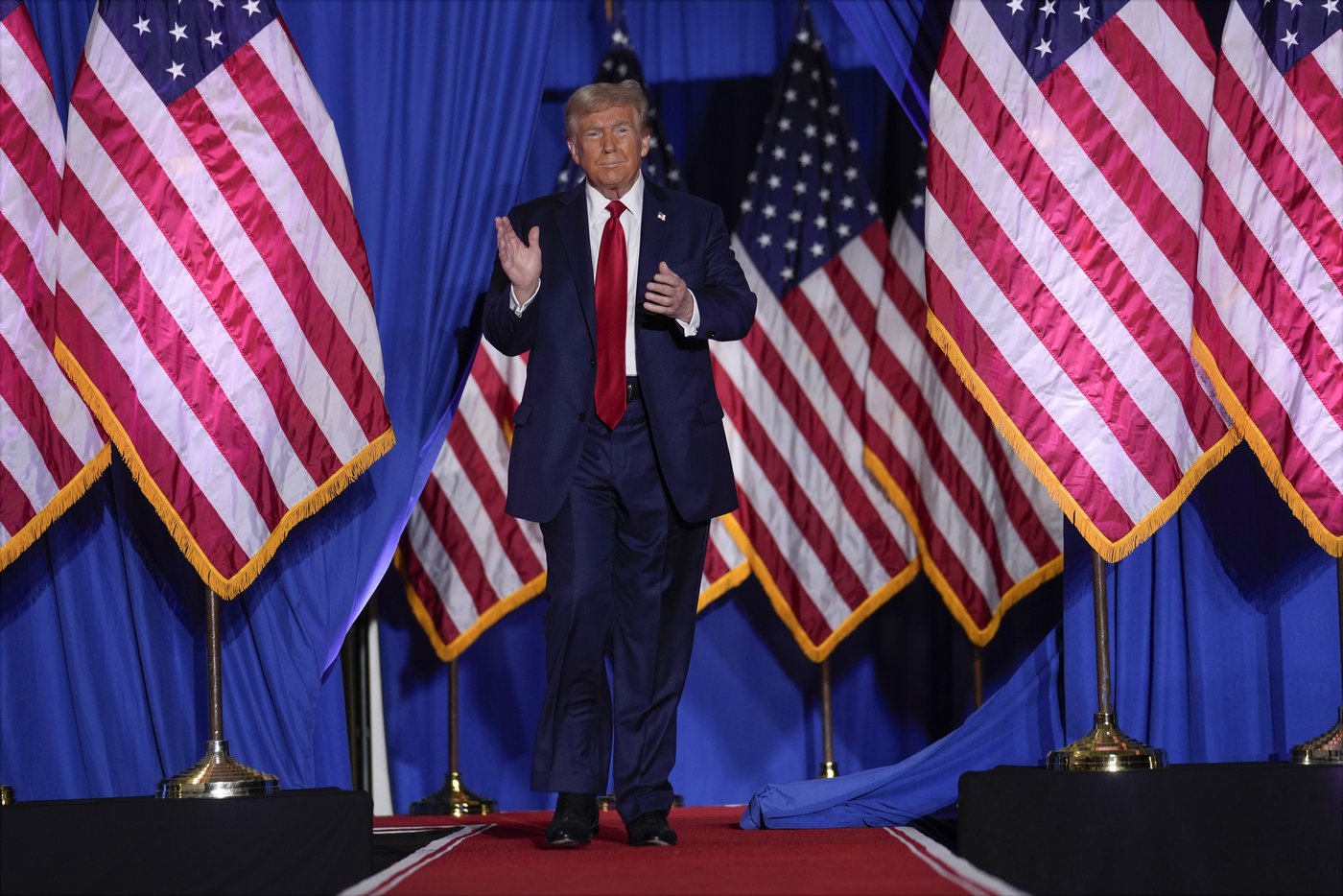 Trump escalates attacks on Harris' mental fitness and suggests she should be prosecuted | iNFOnews.ca