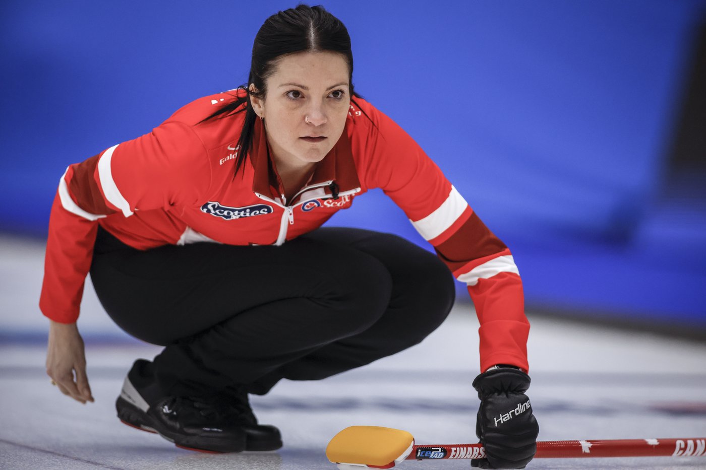 Einarson adapts to constant lineup shuffling on her curling team | iNFOnews.ca