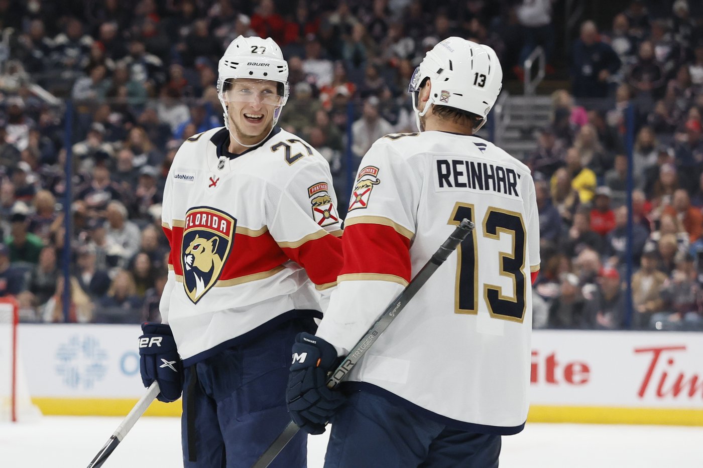 Panthers beat Blue Jackets 4-3 on opening night dedicated to Johnny Gaudreau | iNFOnews.ca