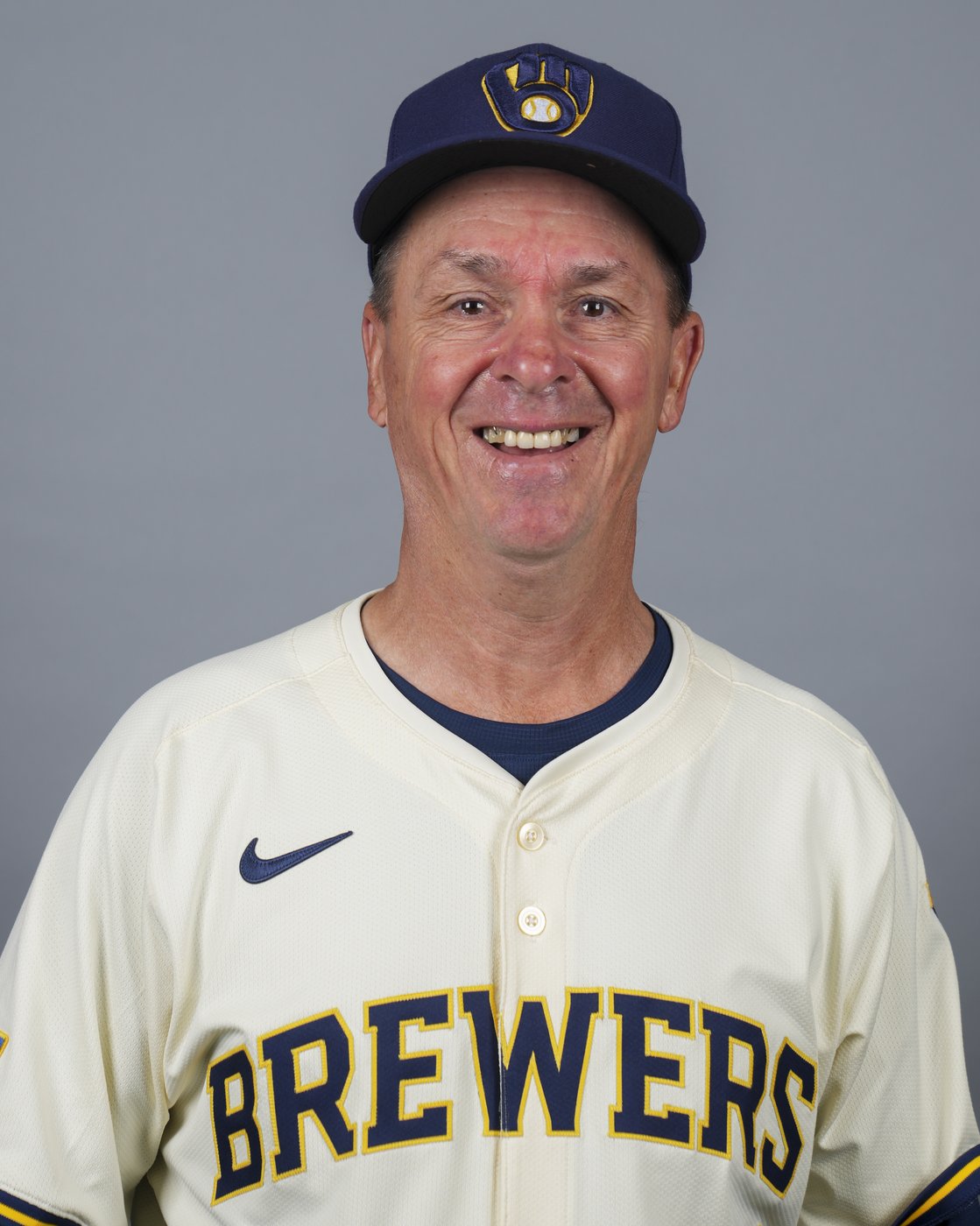 Brewers hitting coach Al LeBoeuf returns to team after cancer surgery | iNFOnews.ca