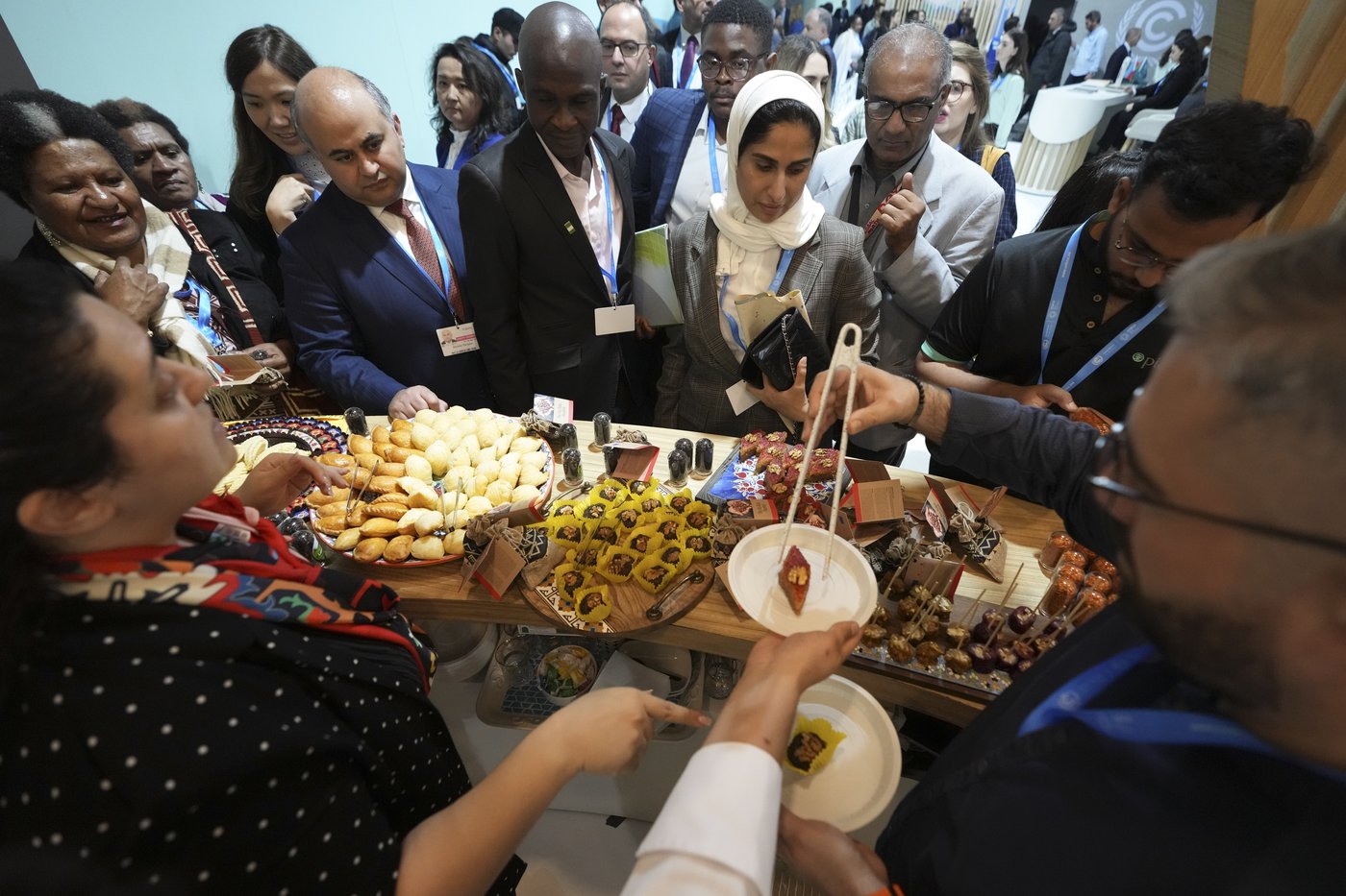Tea is a way of life in Azerbaijan and center stage at COP29. But it's not immune to climate change | iNFOnews.ca Tea is a way of life in Azerbaijan and center stage at COP29. But it's not immune to climate change | iNFOnews.ca