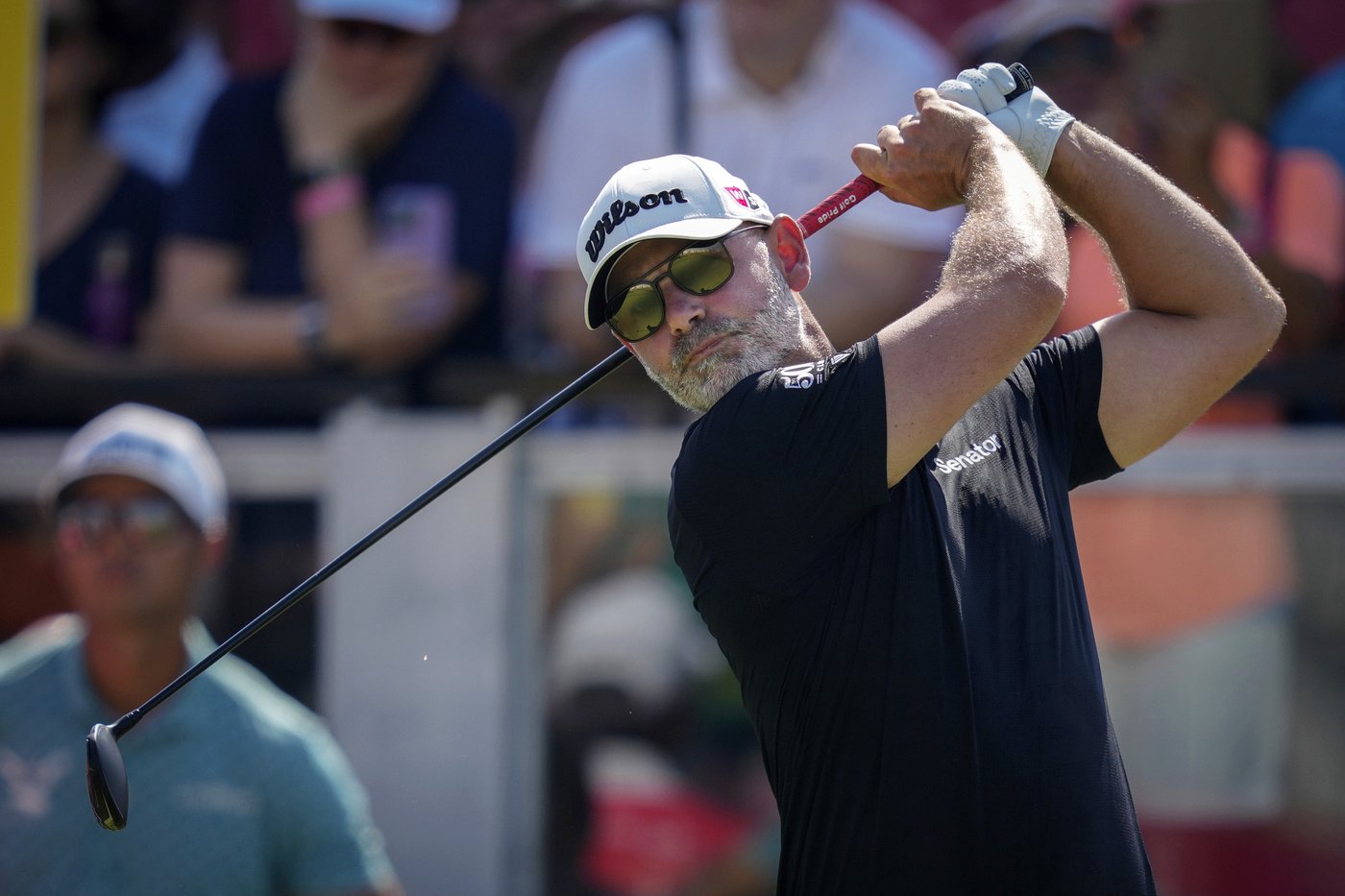 McIlroy makes late error to ruin 3rd-round charge in Abu Dhabi. Waring leads by 1 | iNFOnews.ca McIlroy makes late error to ruin 3rd-round charge in Abu Dhabi. Waring leads by 1 | iNFOnews.ca